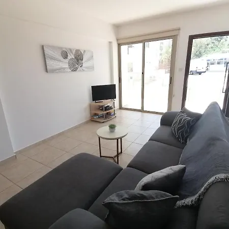 Apartment Lee
