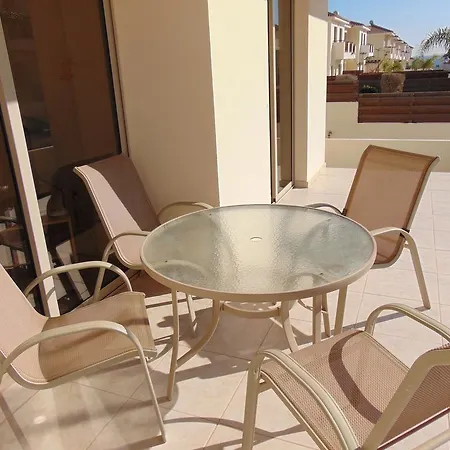 Apartment Lee Protaras